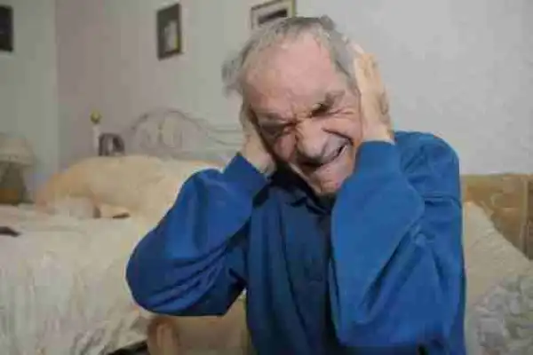 Unbelievable: This Man Has a Rare Condition That Makes Him Hear the National Anthem Playing in His Head